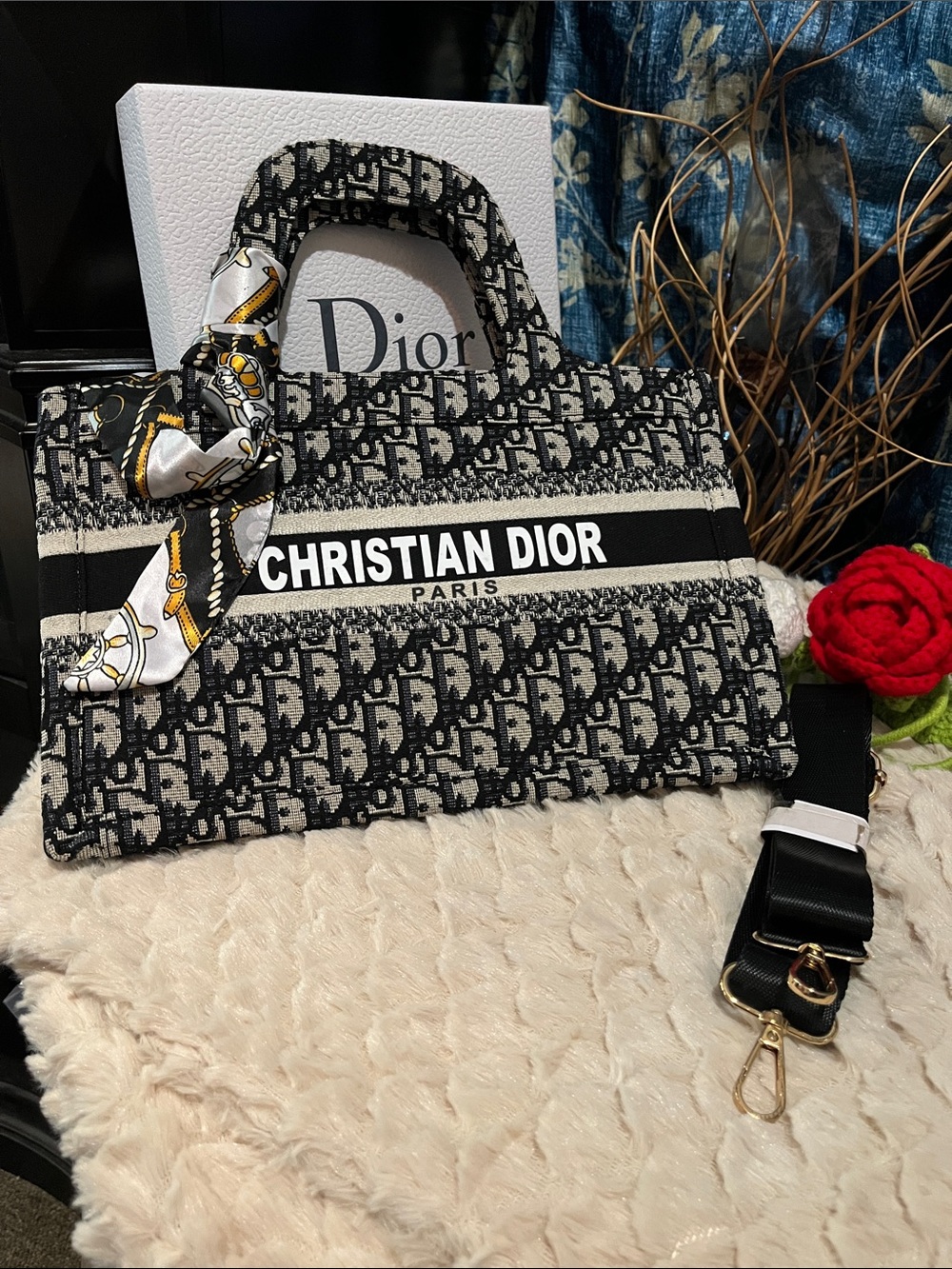 nwt Jacquard Tote